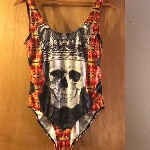 FREAK OF NATURE Skull design bodysuit, size 8